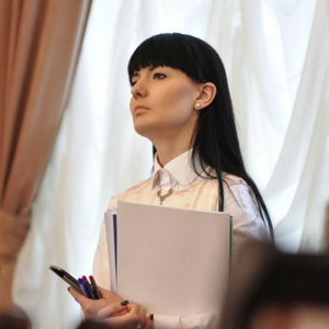 Steluta Andreeva (Strategic & Crisis Communications Expert)